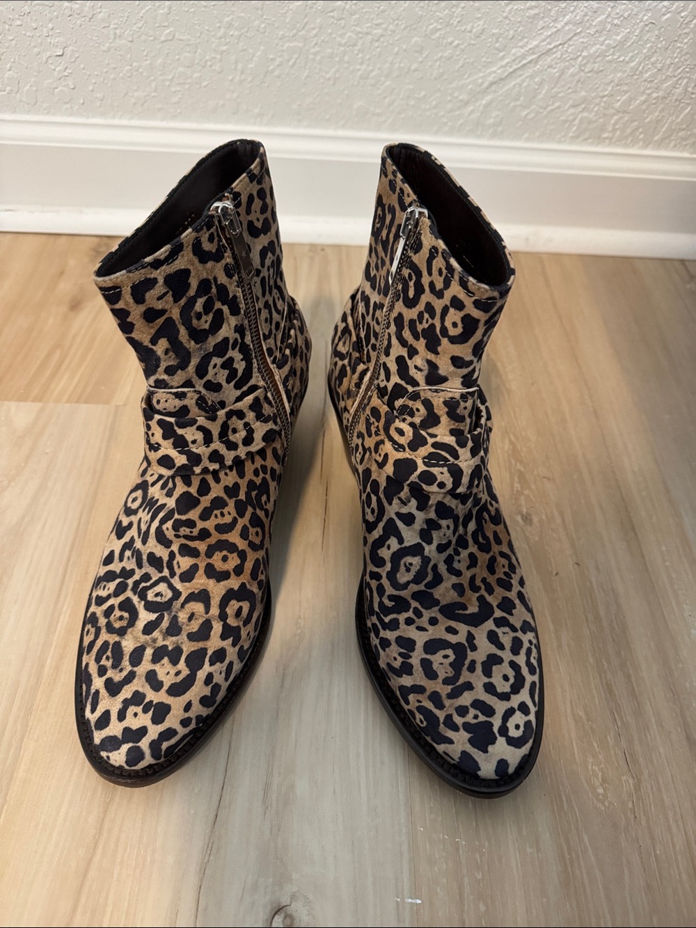 Golden Goose Leopard Print Ankle Boots in Tan and Black - Picture 3 of 6